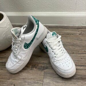 Nike Air Force 1 '07 Essential Women